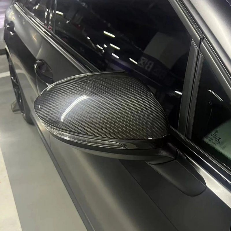 Suitable for 2019+  GOLF8 GTI series carbon fiber rearview mirror
